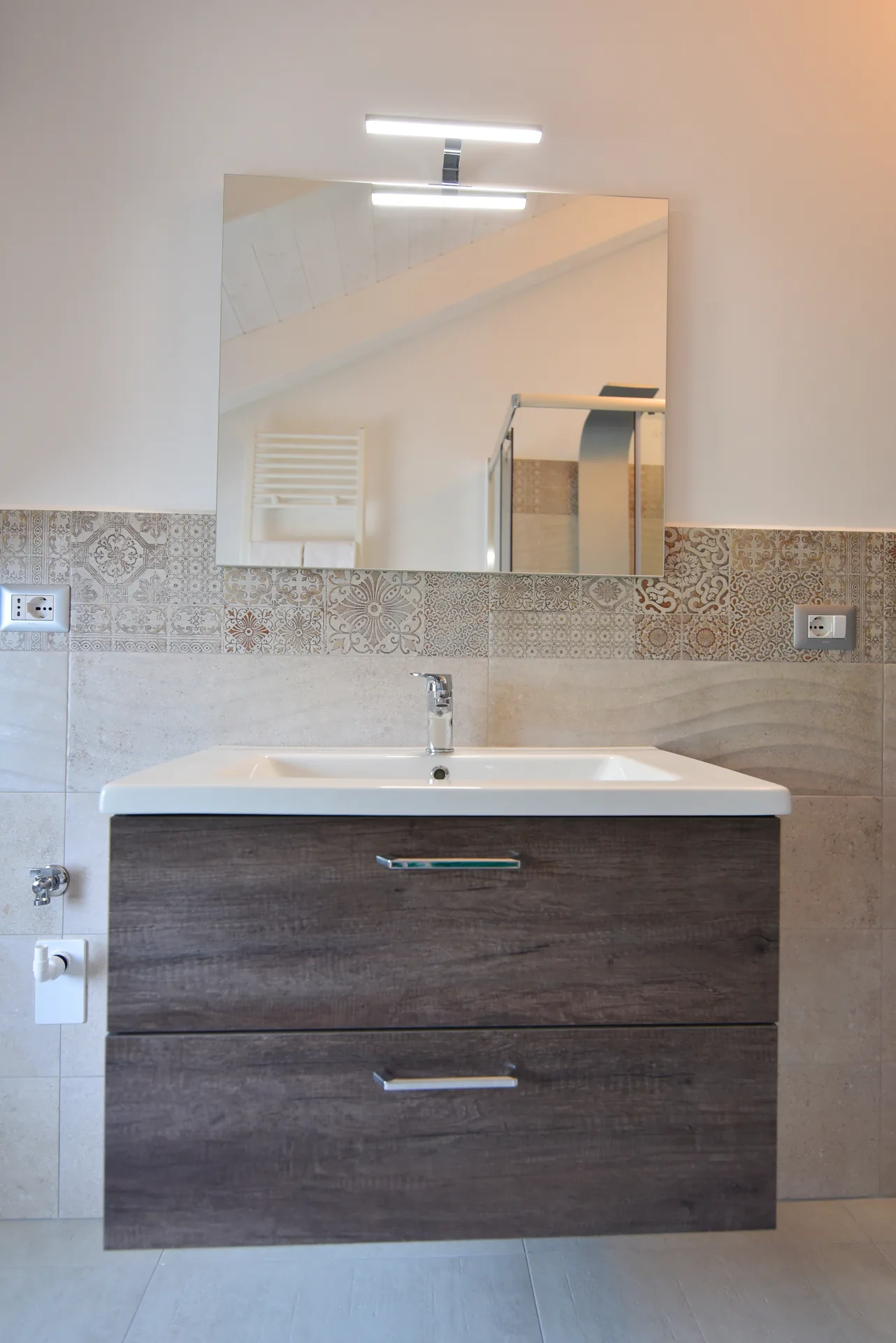 Lavabo de baño con diseño