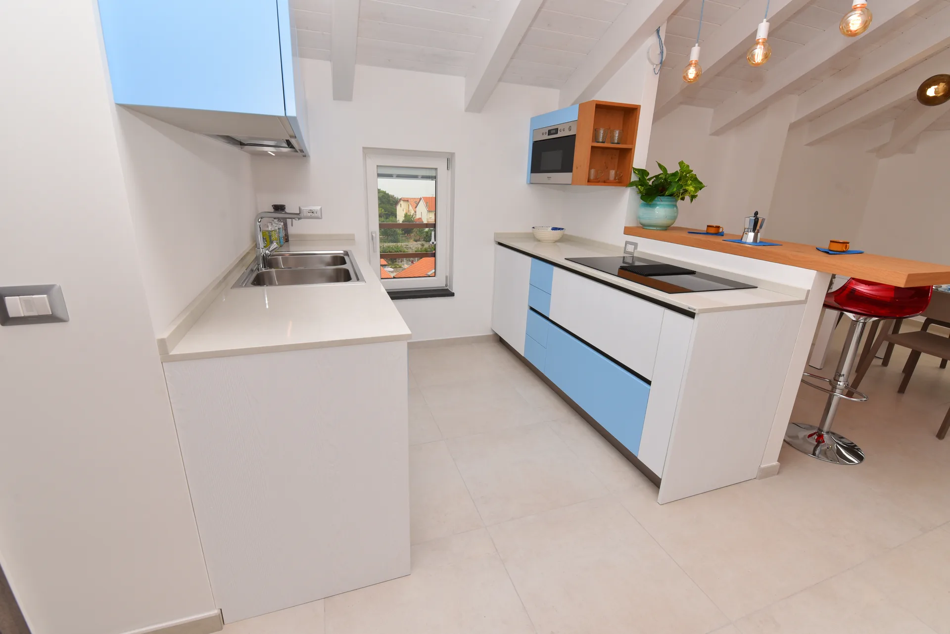 Cocina moderna equipada